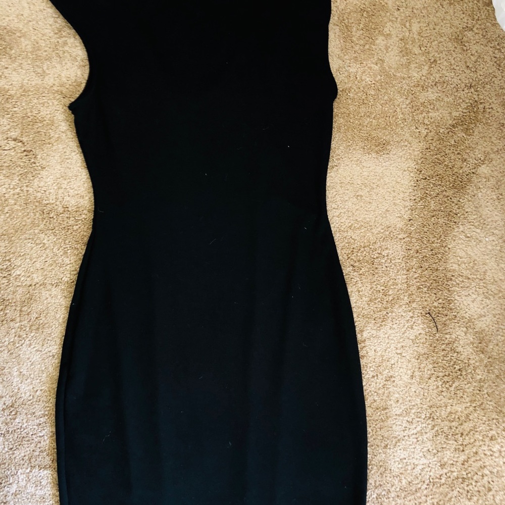 Dress - Picture 4 of 4
